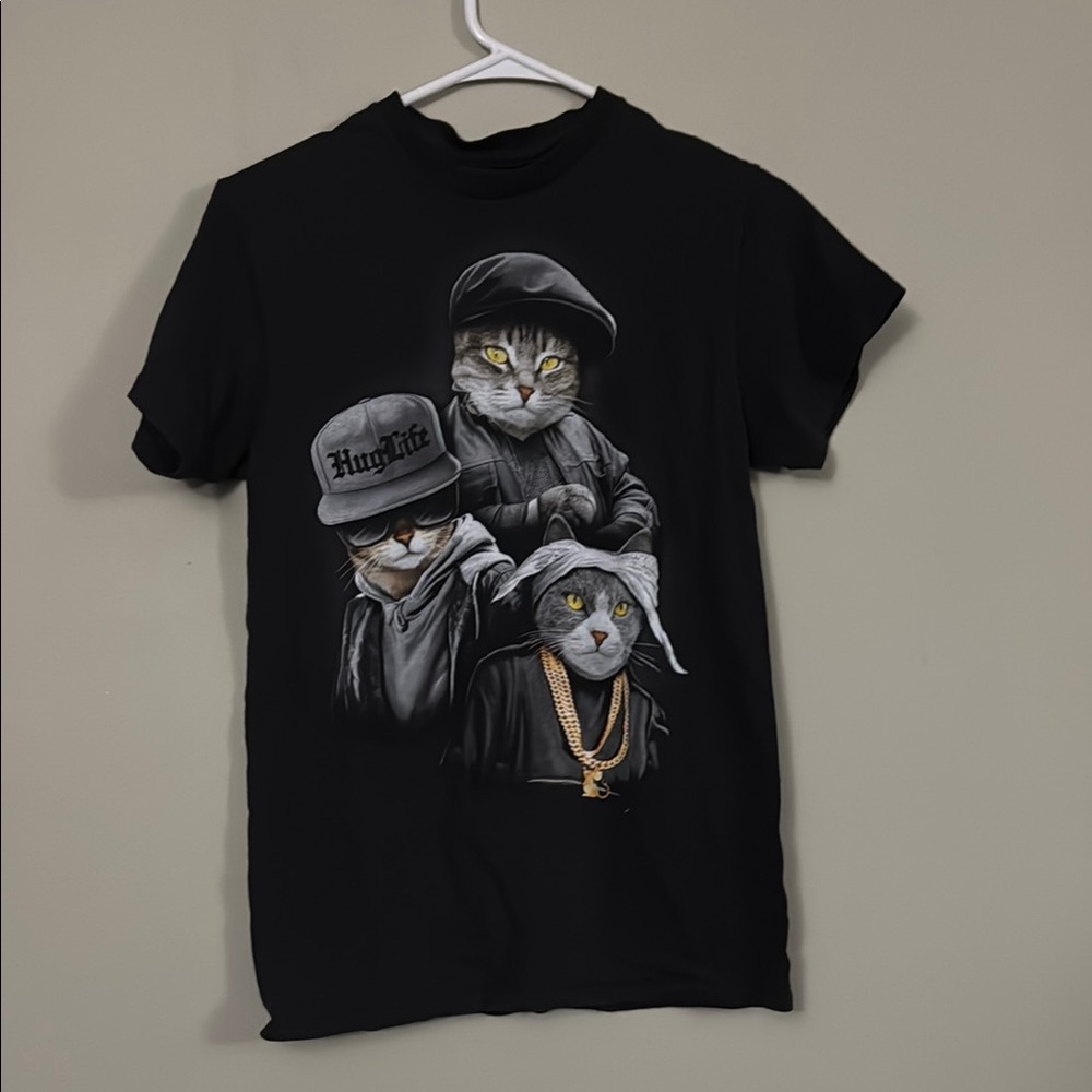 Black Cat Graphic T-Shirt